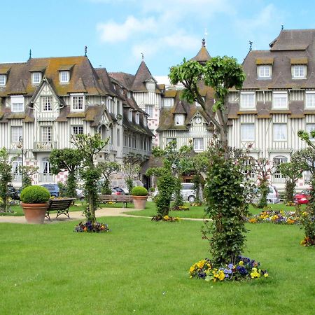Apartment Domaine De Clairefontaine-3 By Interhome Довиль Экстерьер фото